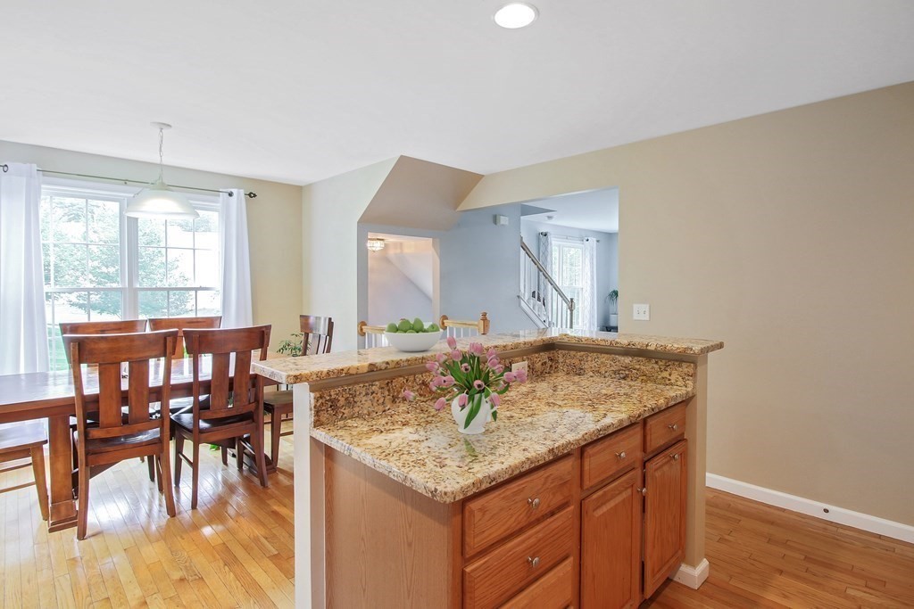 77 Buttercup Ln 77