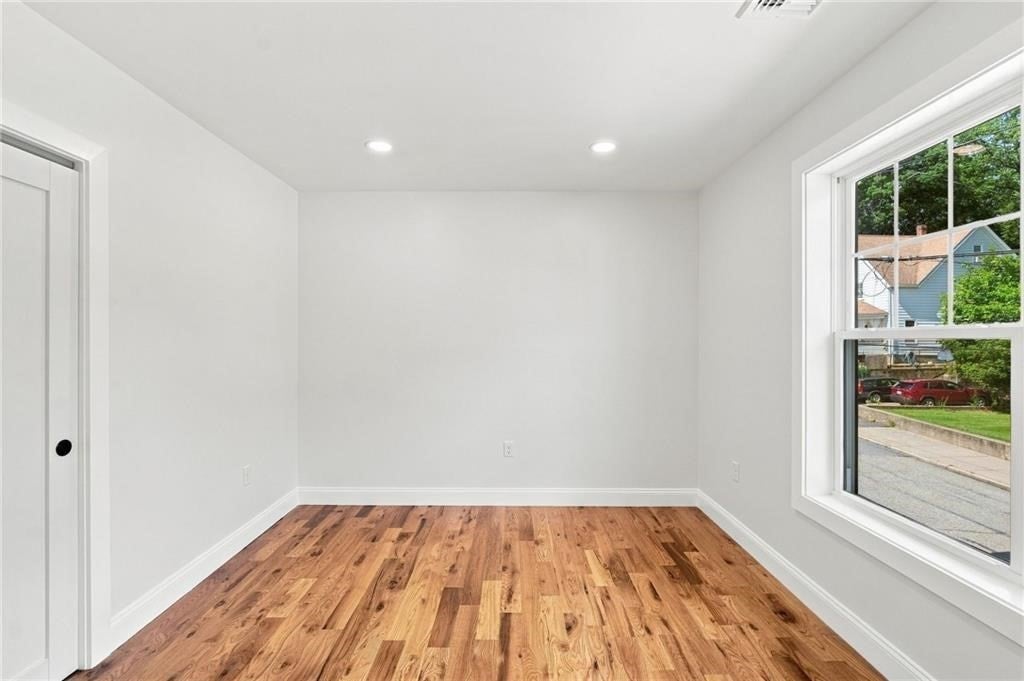 515 Gaskill St, Woonsocket, RI Photo #28