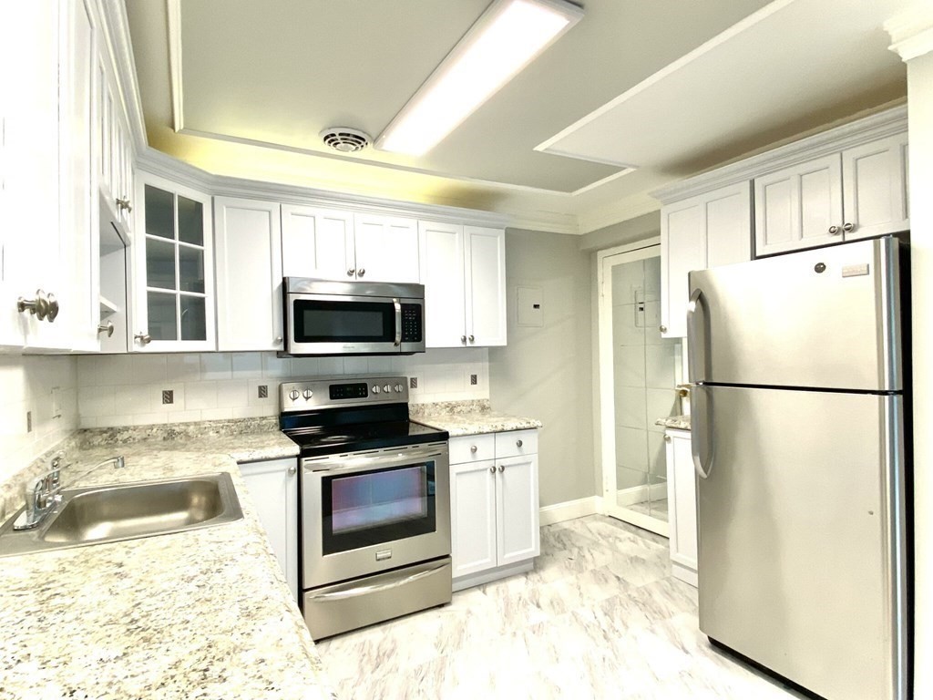 62 Carey Ave #7, Watertown, MA Photo #5