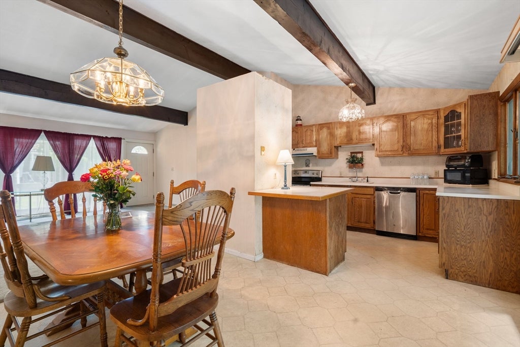 11 Saint Marys Rd, Burlington, MA, 11 Saint Marys Rd, Burlington, MA Photo #12