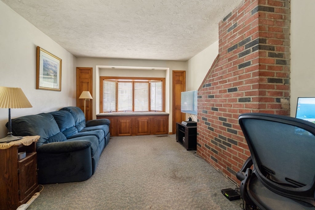 11 Saint Marys Rd, Burlington, MA, 11 Saint Marys Rd, Burlington, MA Photo #15