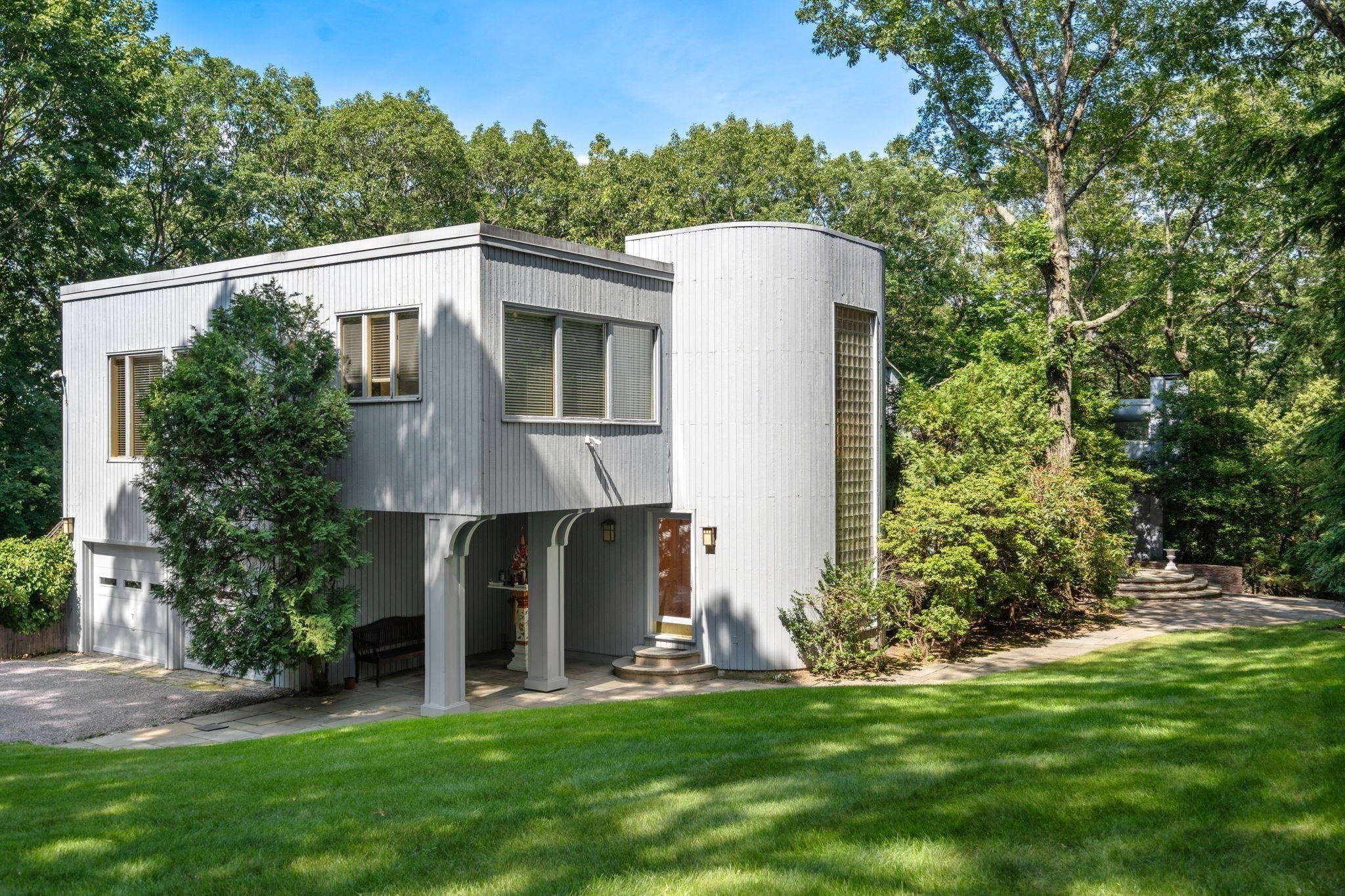 108 Codman Rd, Brookline MA 02445