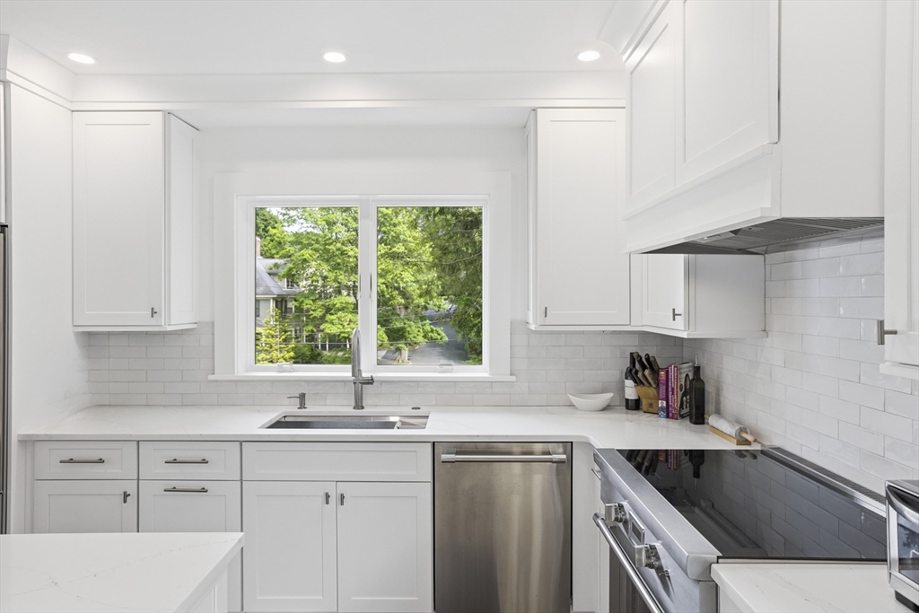 38 Edgewood Rd 2