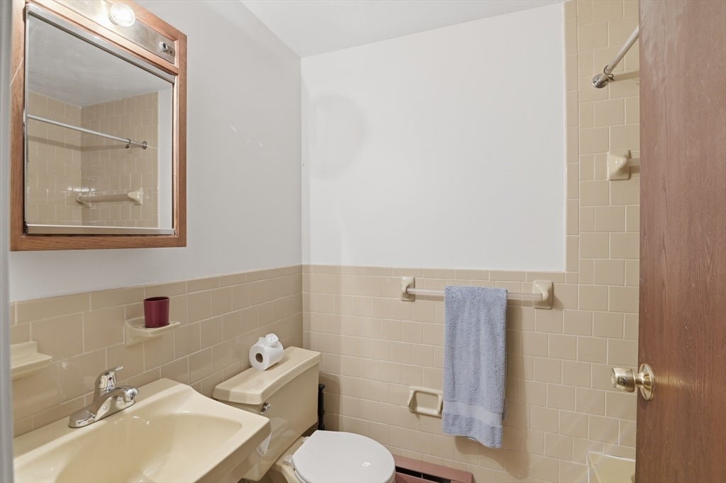 115 W Squantum St 513