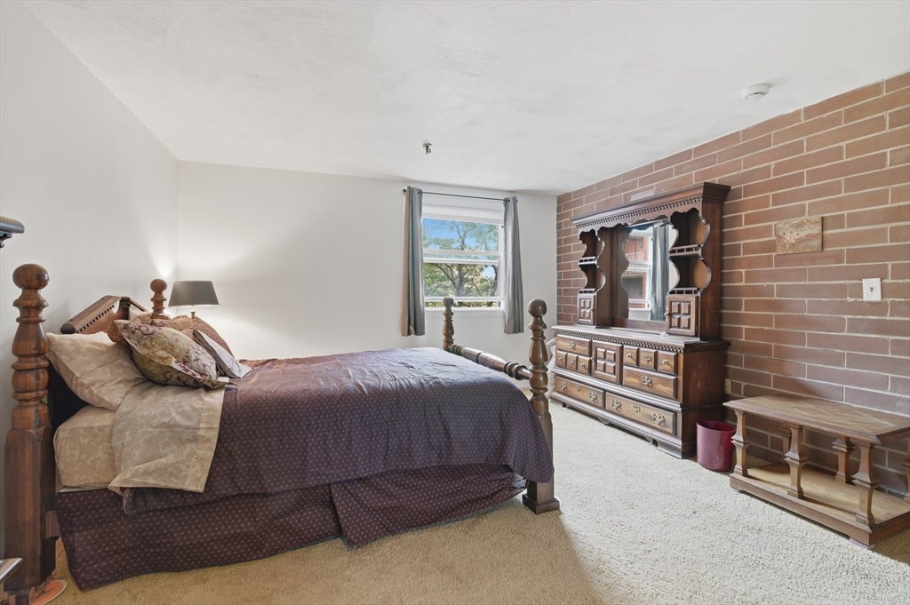 115 W Squantum St 513