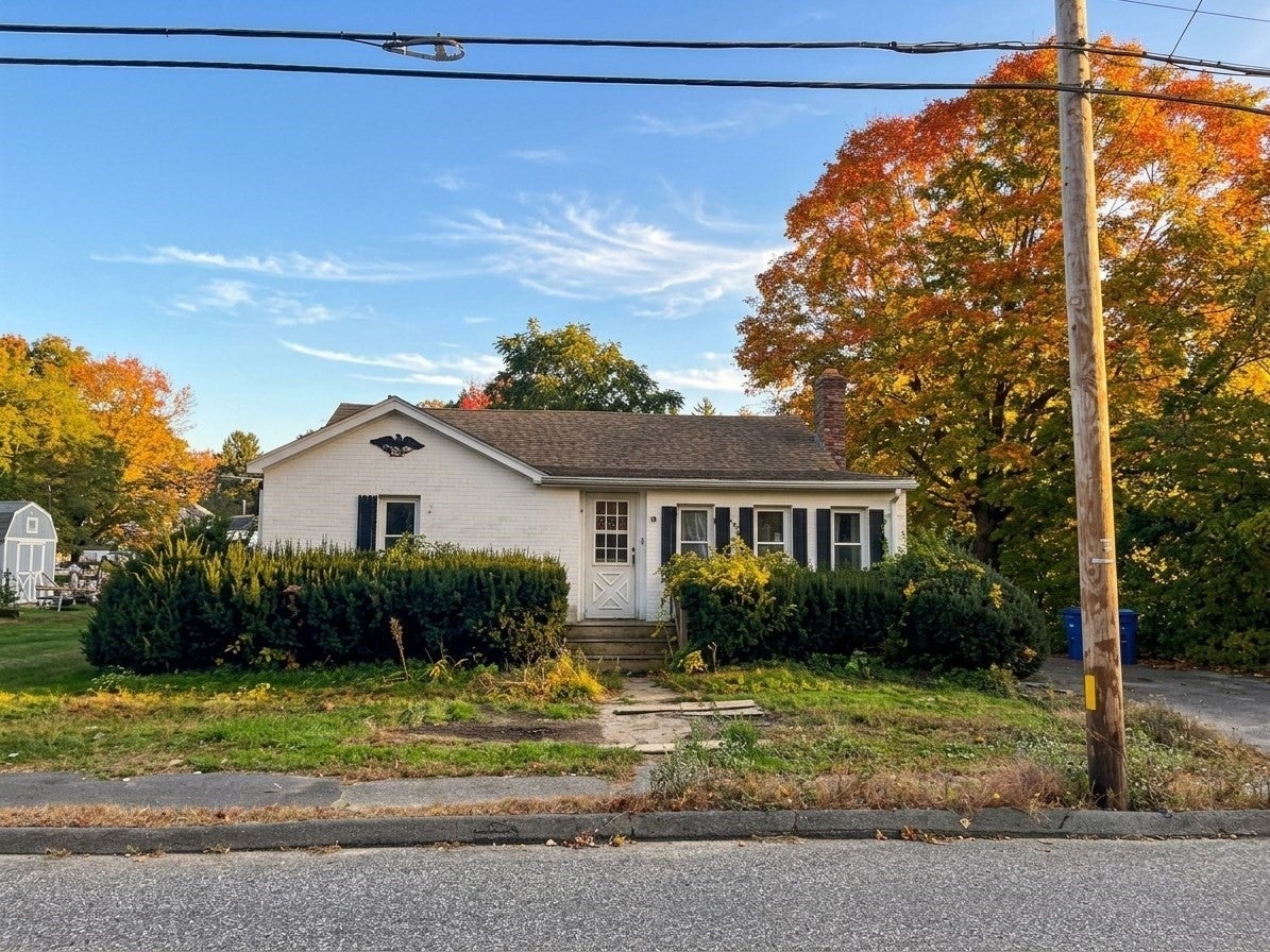 Photo of 15 Margaret ST, Monson, MA