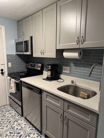 358 Broadway #13, Lynn, MA Photo #7