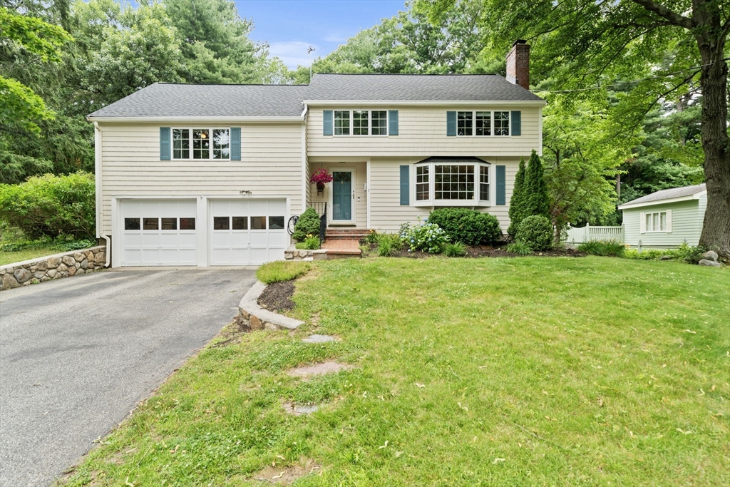 7 Trickett Rd