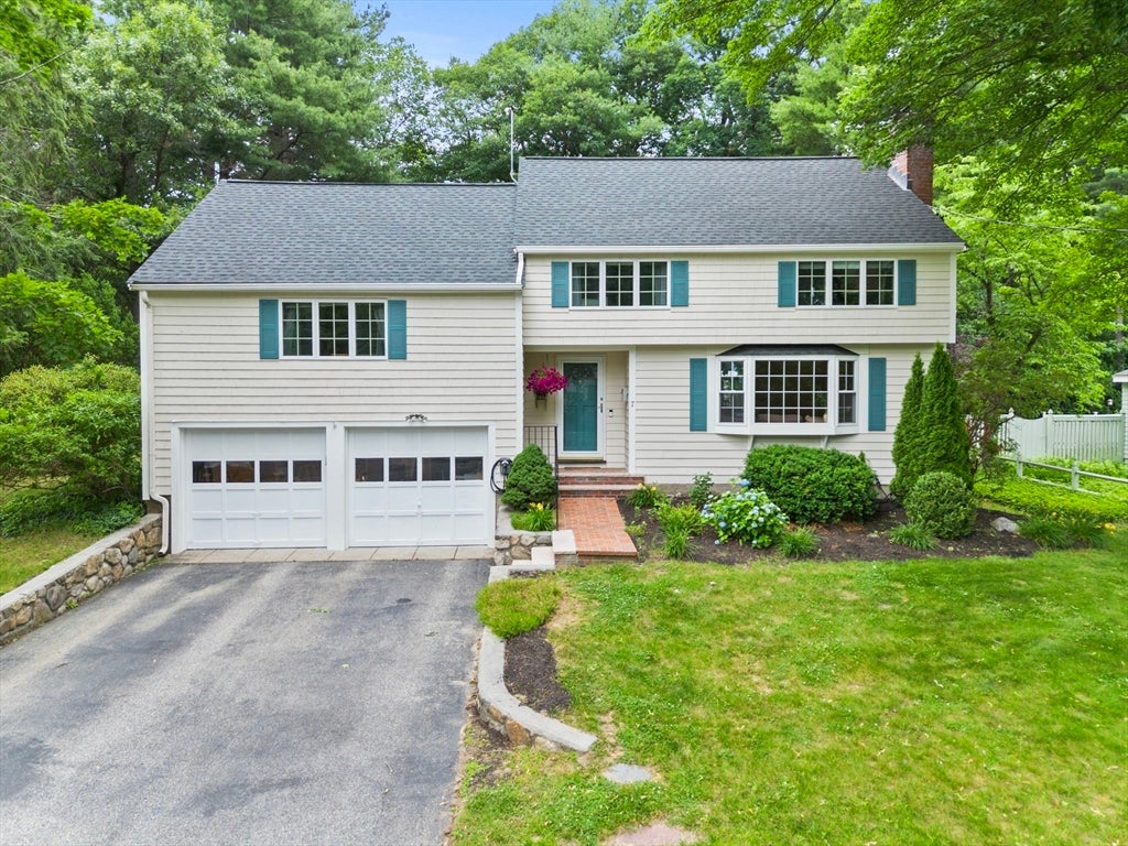 7 Trickett Rd