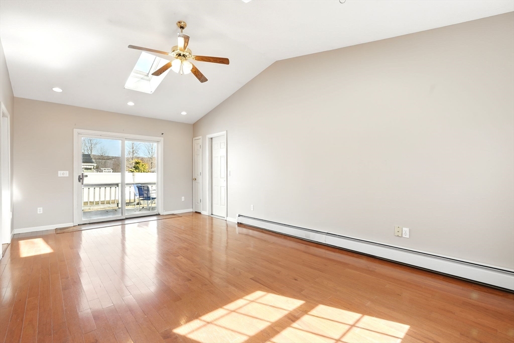 1039 Tinkham