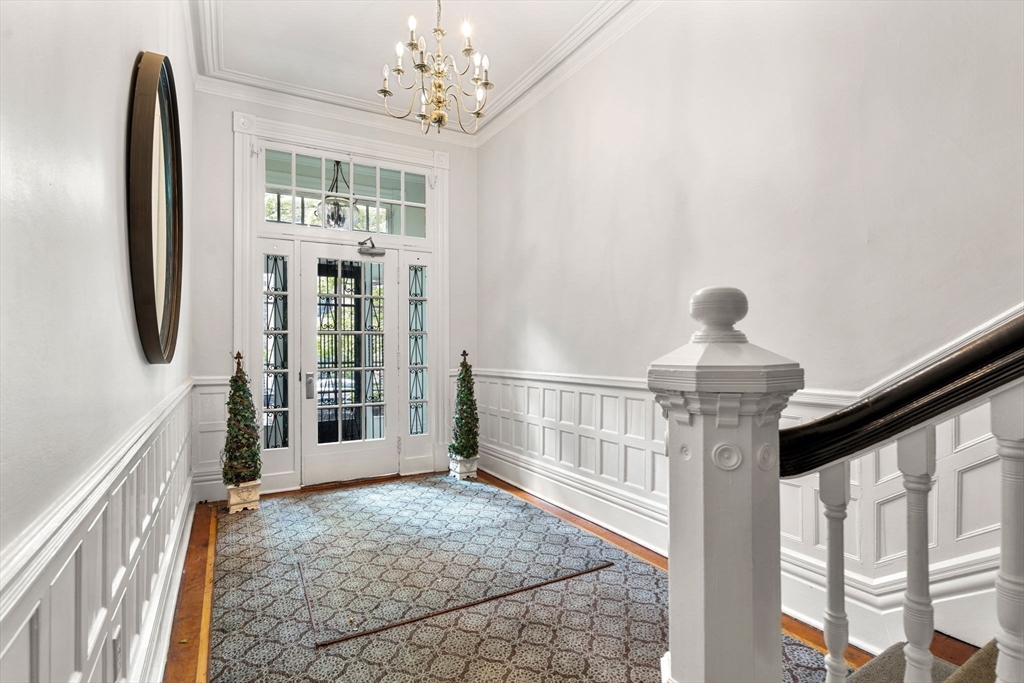 236 Marlborough St 1