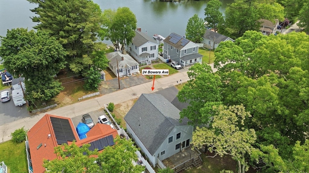 24 Bowers Ave