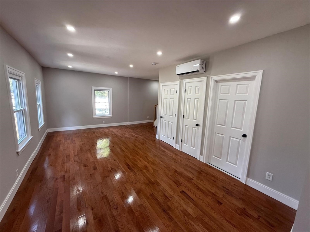 54 Mashapaug Rd.