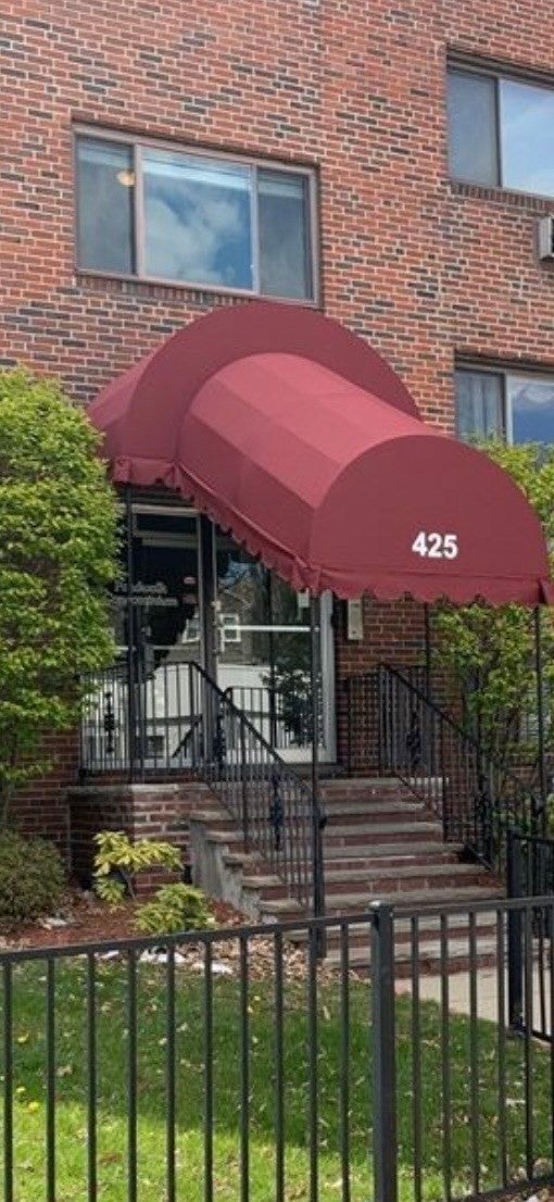 425 S Huntington Ave