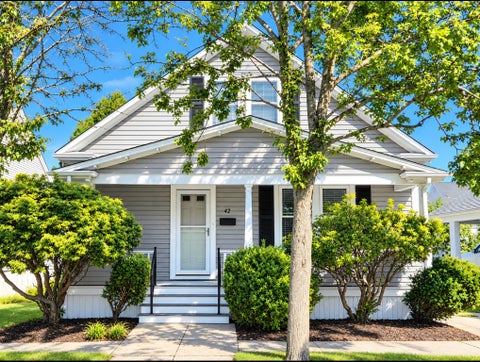 Photo of 42 Byron St, New Bedford, MA 02740 (MLS # 73577569)