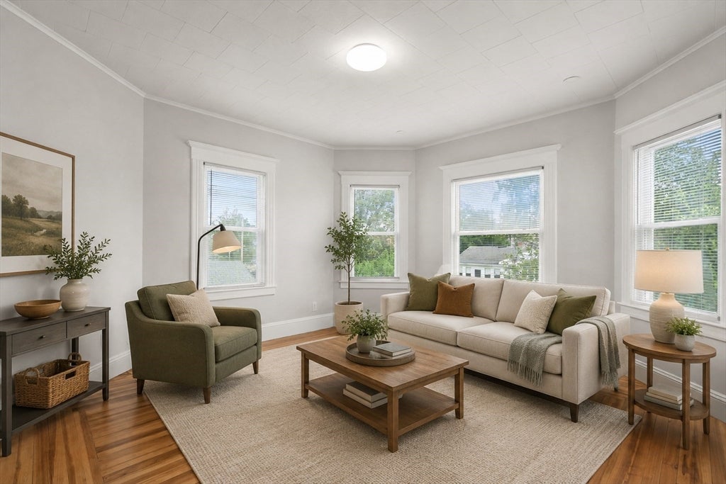 10 Riverview Ter