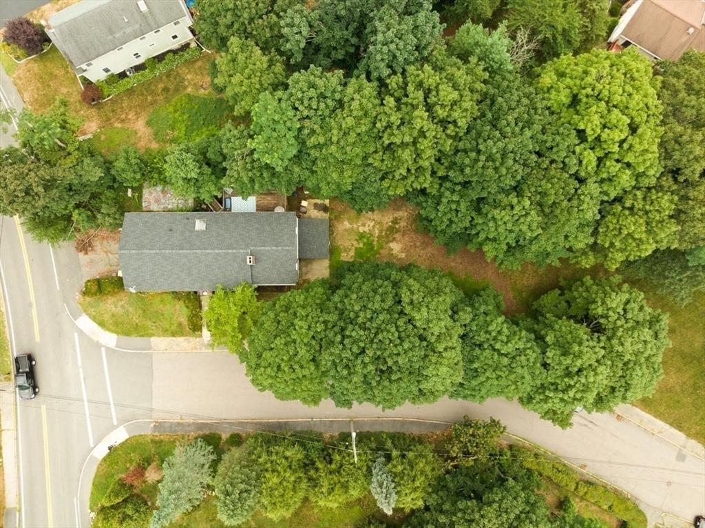143 Ellis Cir