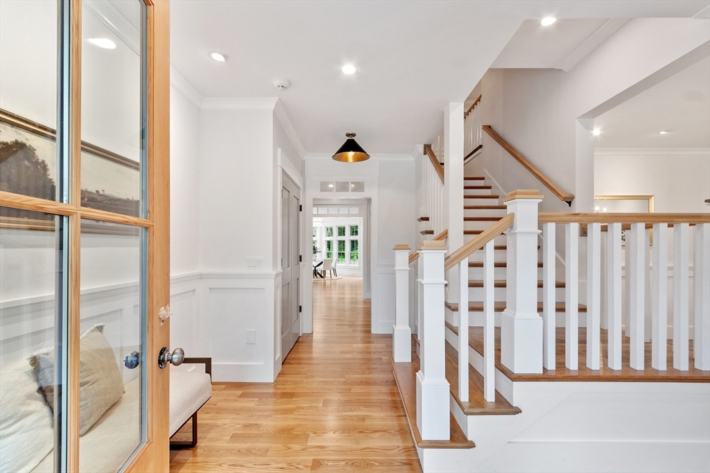 61 Lindsay Pond Road