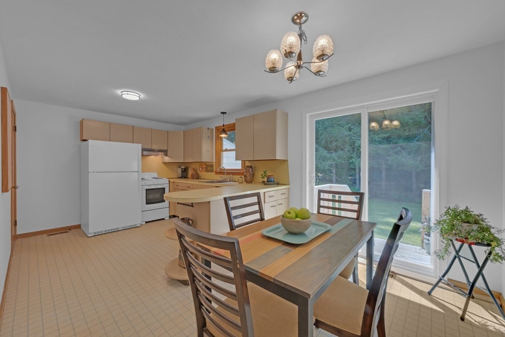 127 Springfield St, Palmer, MA, 127 Springfield St, Palmer, MA Photo #8