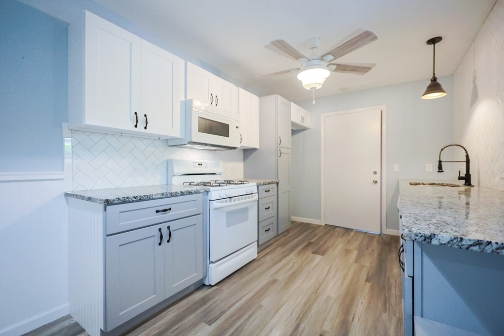 10 Nuttall Lane 1