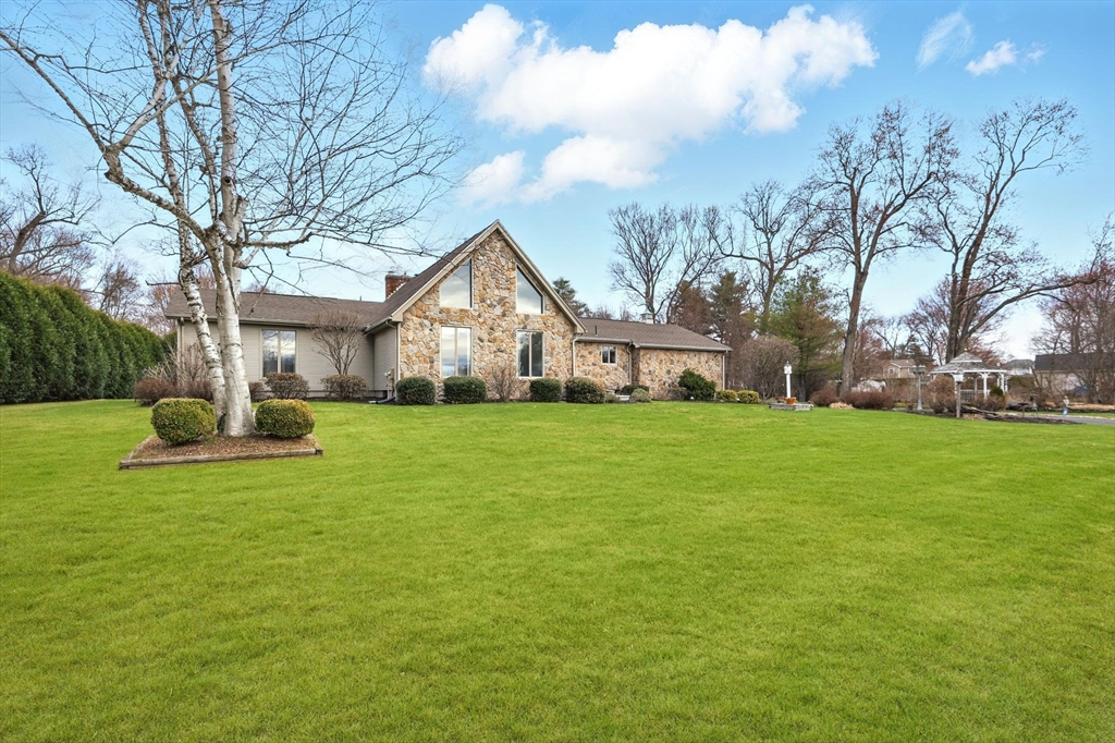 86 Willow Brook Drive