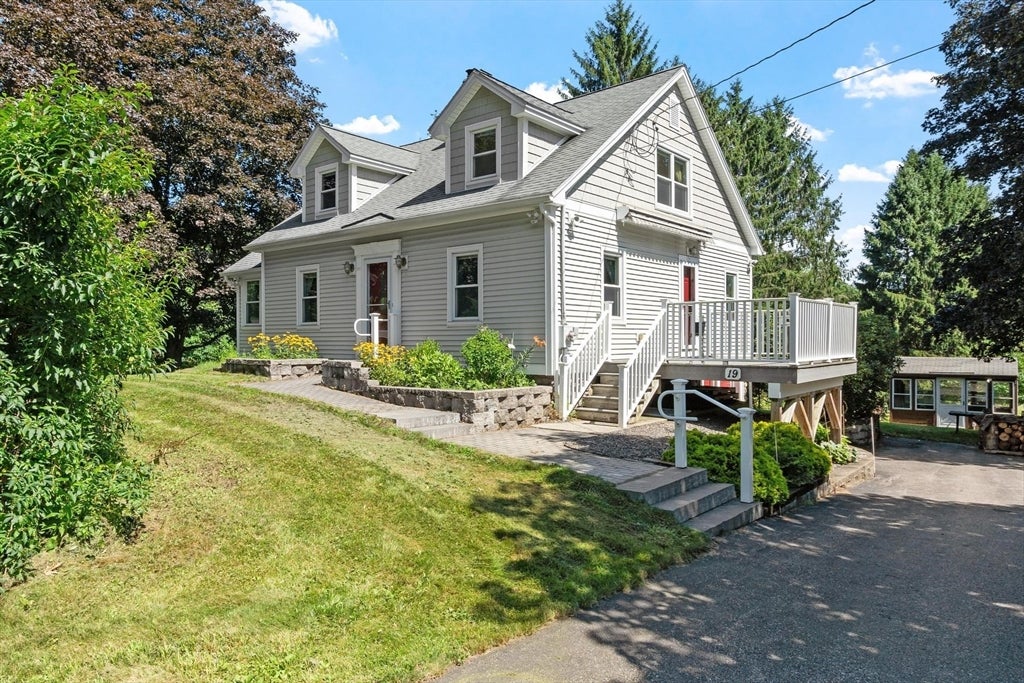 19 Rowley Hill Rd, Sterling, MA Photo #1