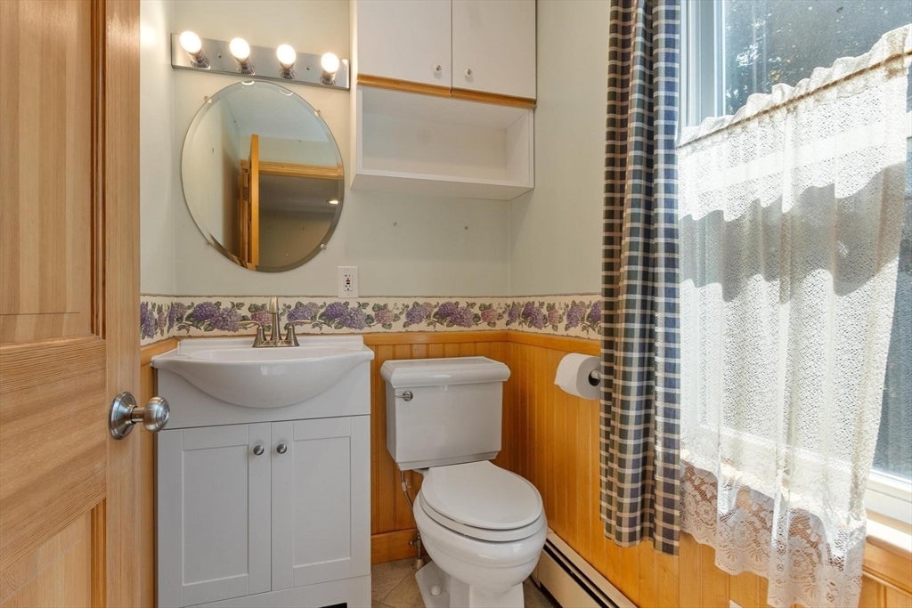 19 Rowley Hill Rd, Sterling, MA Photo #17