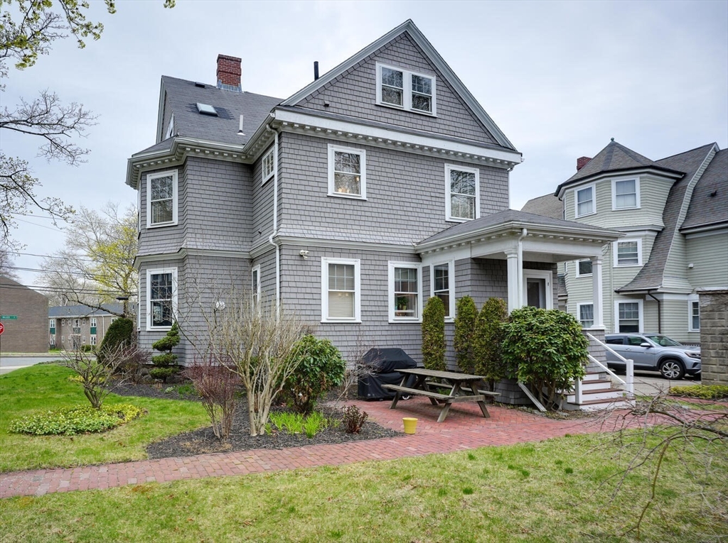 30 Walker Street