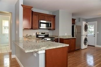 Click for 29-29A West Wyoming Ave #2, Melrose, MA slideshow Click for 29-29A West Wyoming Ave #2, Melrose, MA slideshow