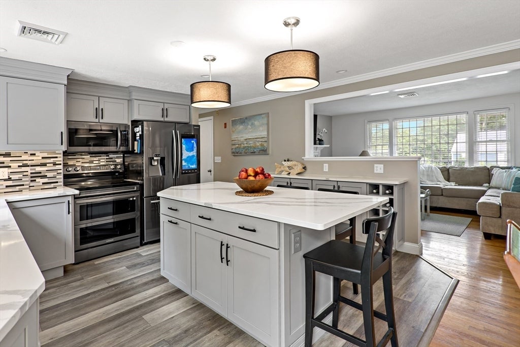 65 Kings Row Dr, Dennis, MA, 65 Kings Row Dr, Dennis, MA Photo #10