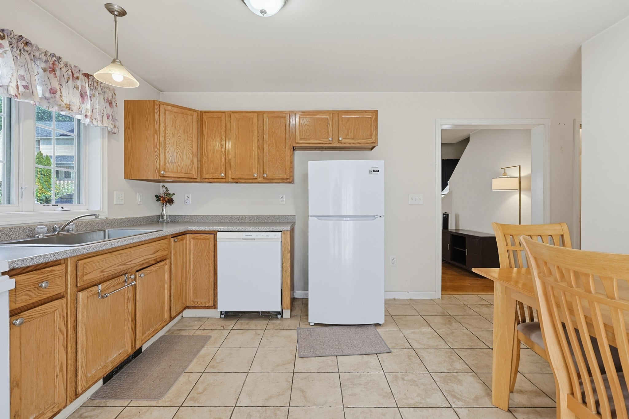474 Plantation St, Worcester, MA Photo #11