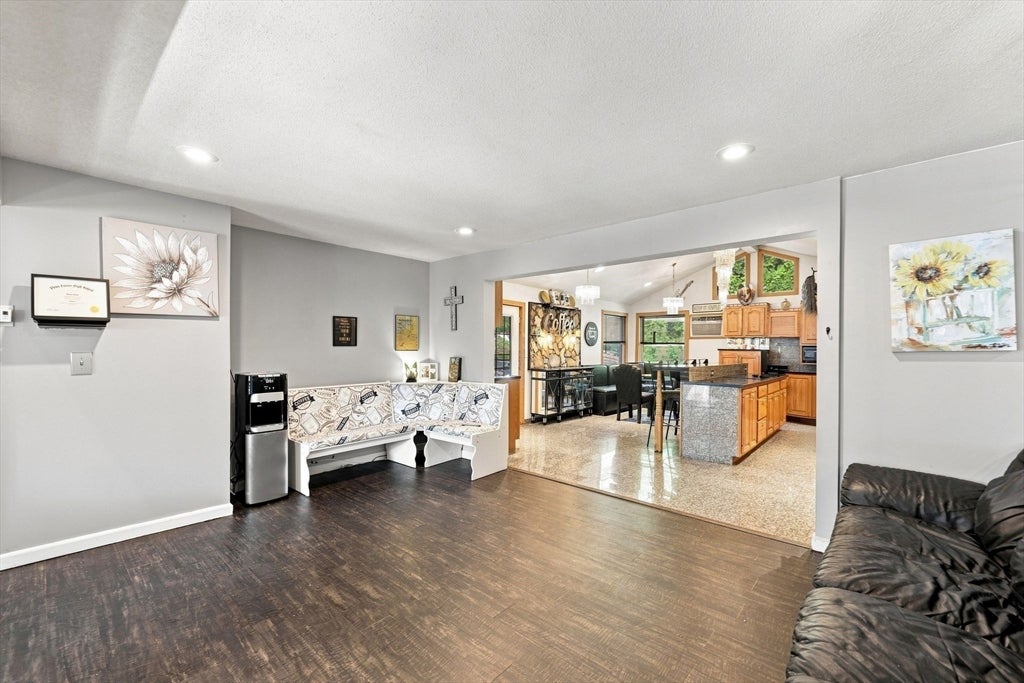 688 S West St, Agawam, MA, 688 S West St, Agawam, MA Photo #19