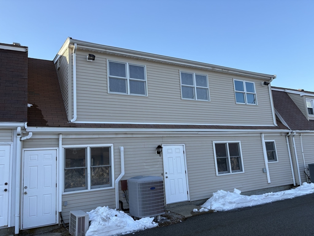 775 Pleasant Street 12