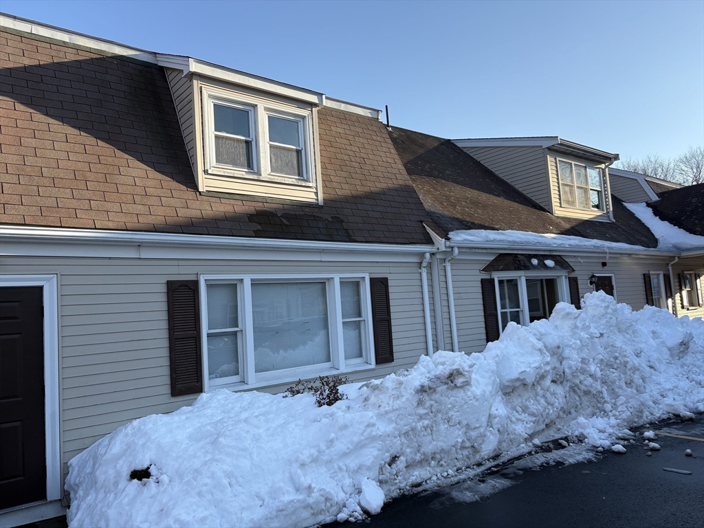 775 Pleasant Street 12