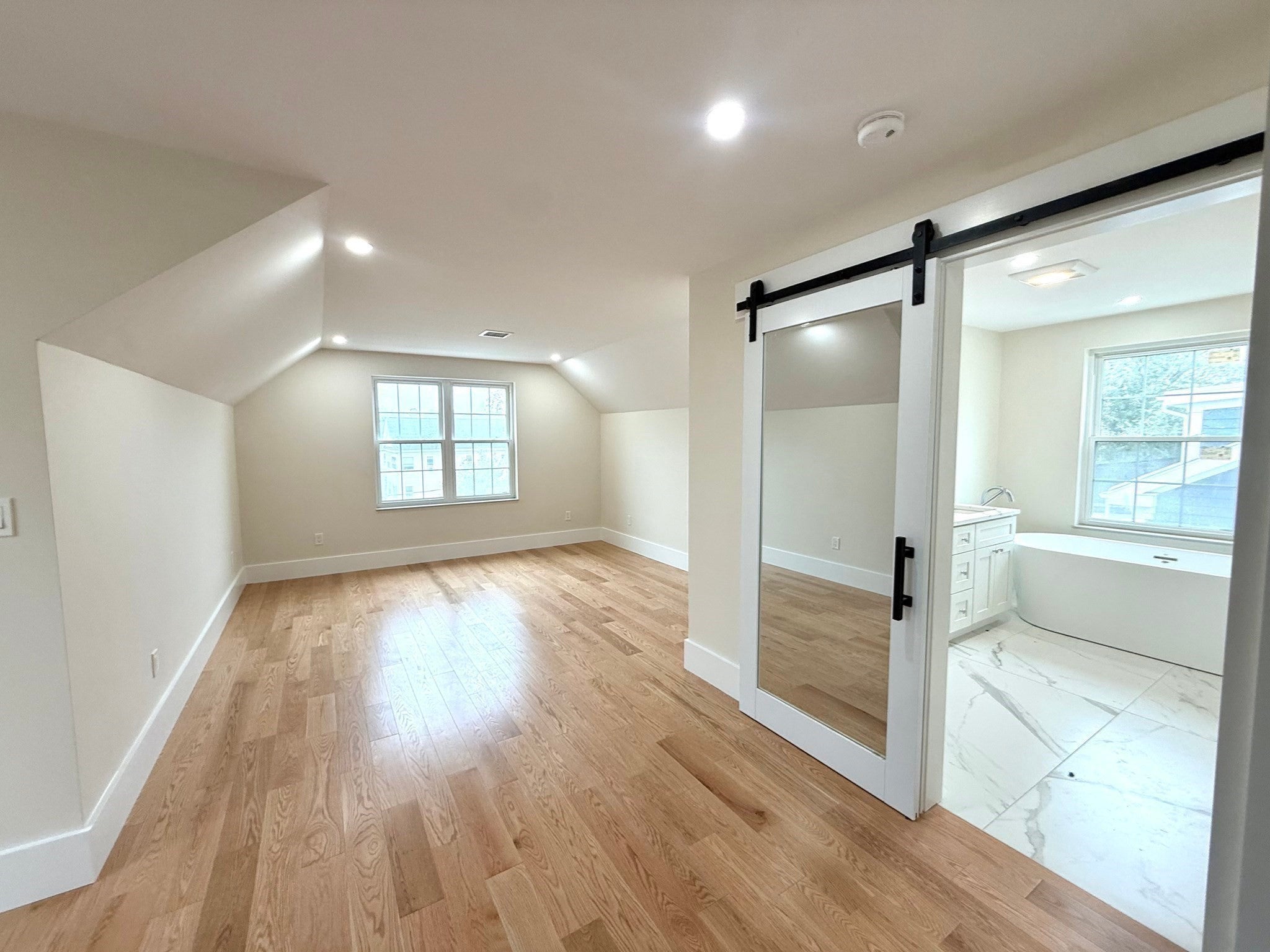 140 Summer ST #140, Medford, MA, 140 Summer ST #140, Medford, MA Photo #32