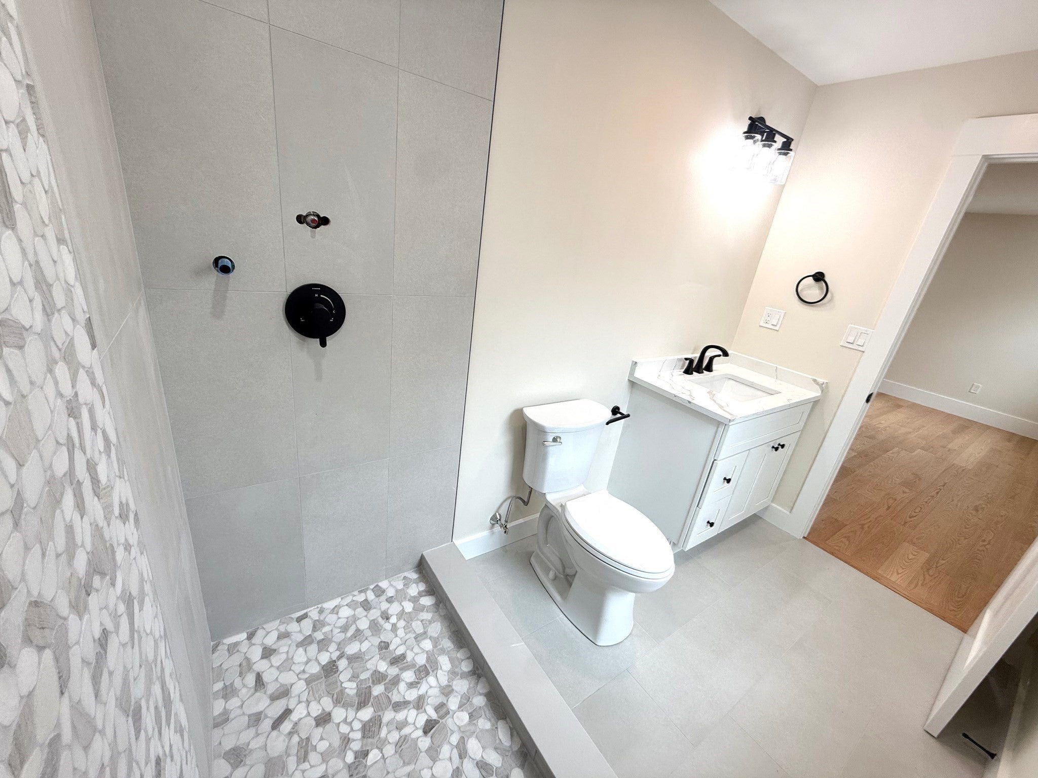 140 Summer ST #140, Medford, MA, 140 Summer ST #140, Medford, MA Photo #17