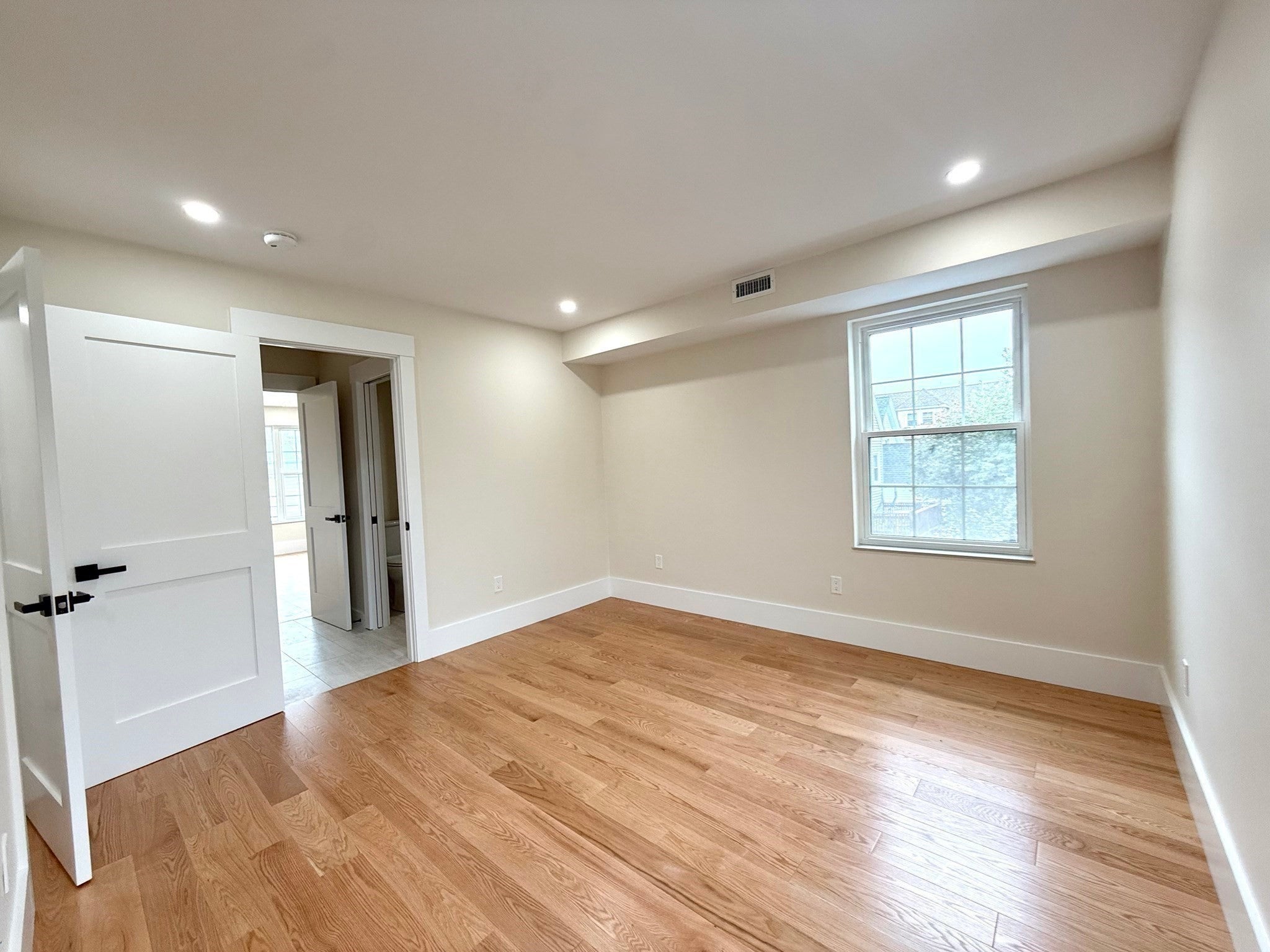 140 Summer ST #140, Medford, MA, 140 Summer ST #140, Medford, MA Photo #21