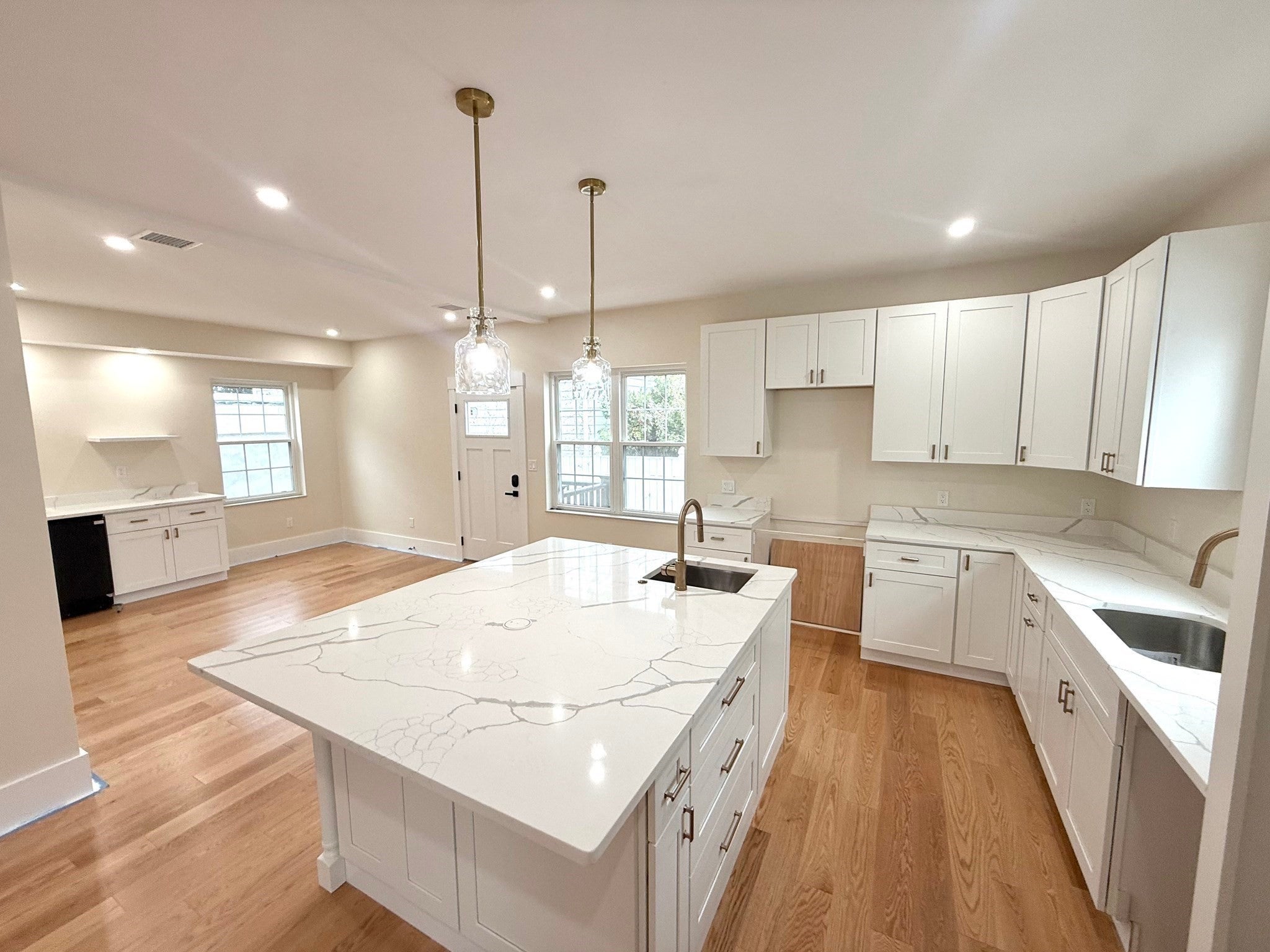 140 Summer ST #140, Medford, MA, 140 Summer ST #140, Medford, MA Photo #4