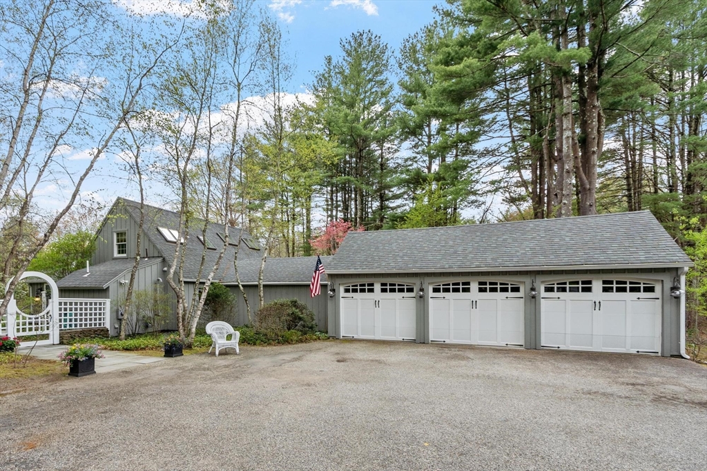 4 Apple Blossom Road, Andover, MA Photo #1