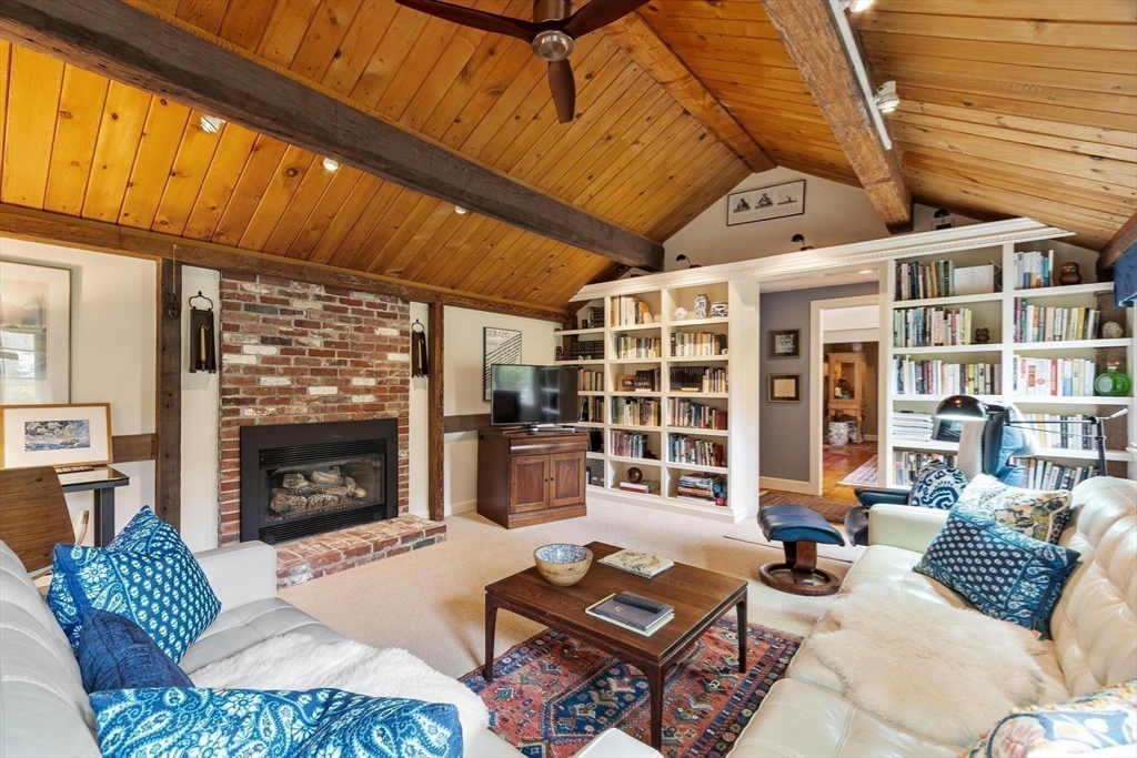 4 Apple Blossom Road, Andover, MA Photo #21