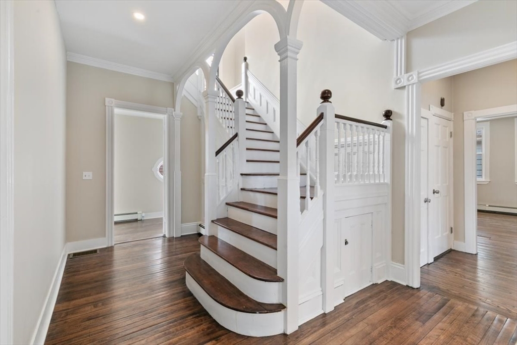 106 Ridge Ave.