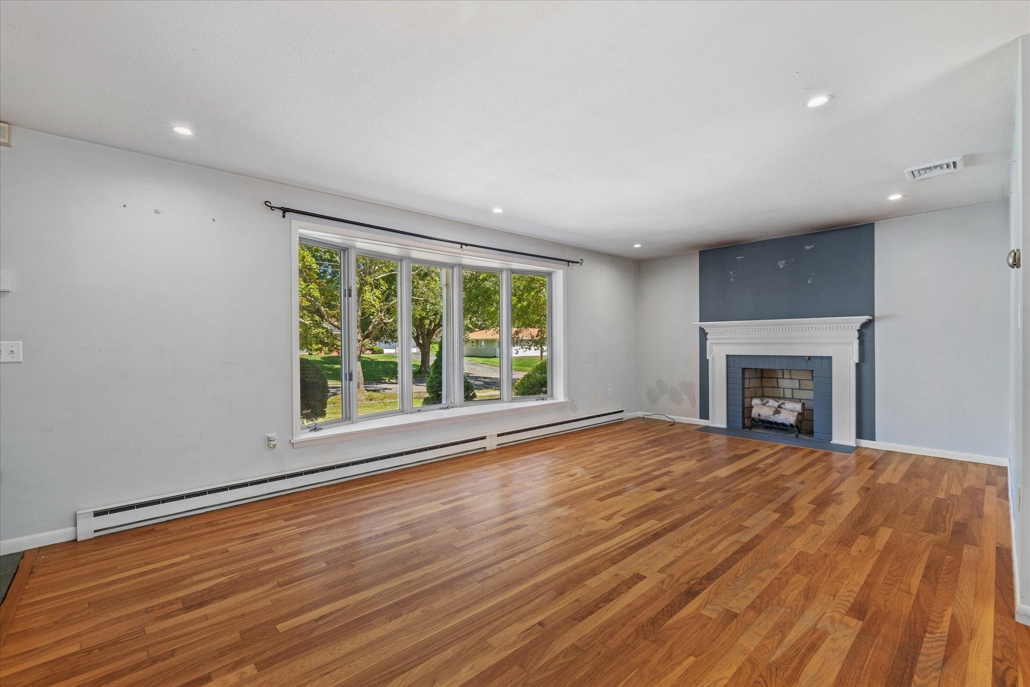 36 Barry Rd, Worcester, MA, 36 Barry Rd, Worcester, MA Photo #15