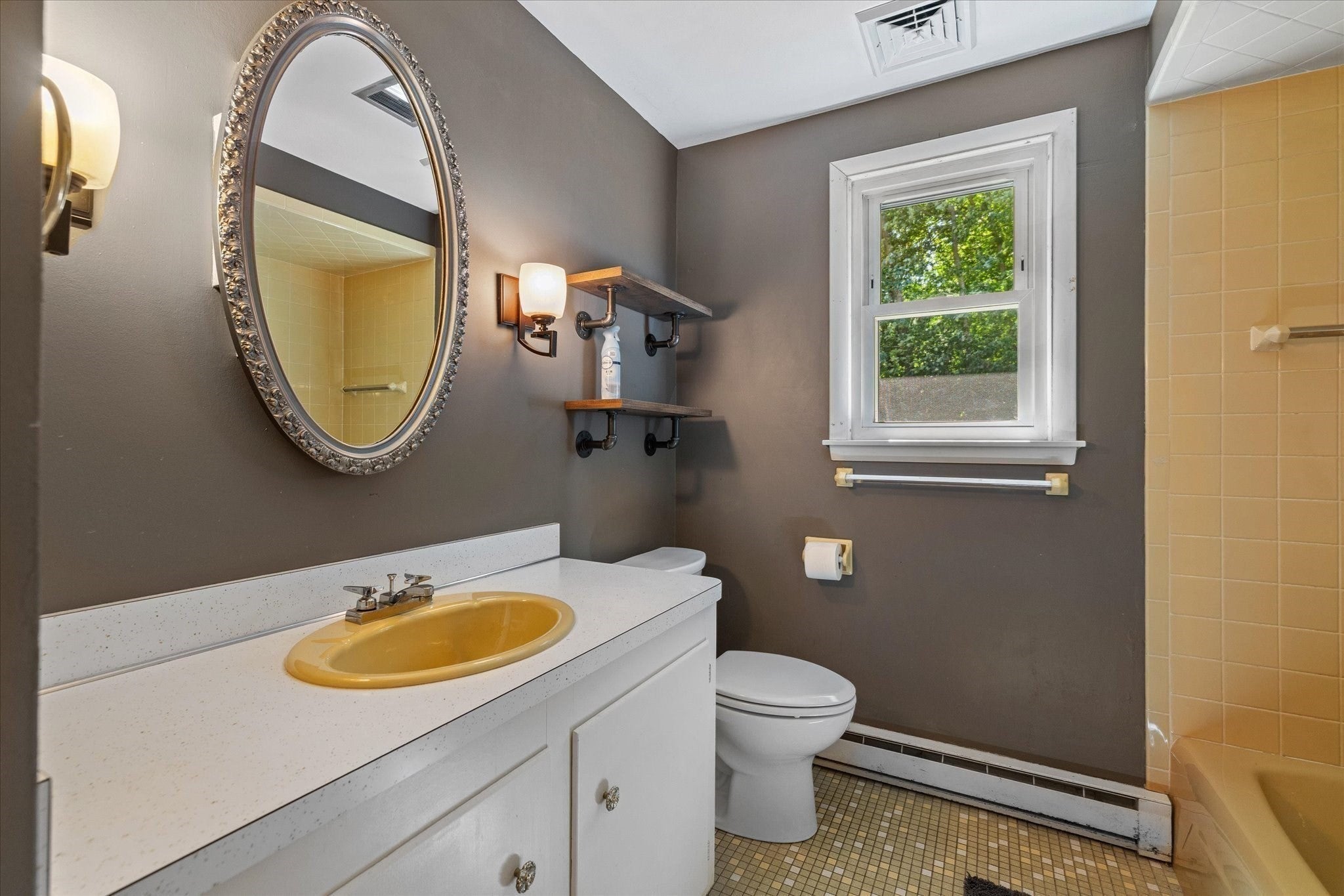 36 Barry Rd, Worcester, MA, 36 Barry Rd, Worcester, MA Photo #22