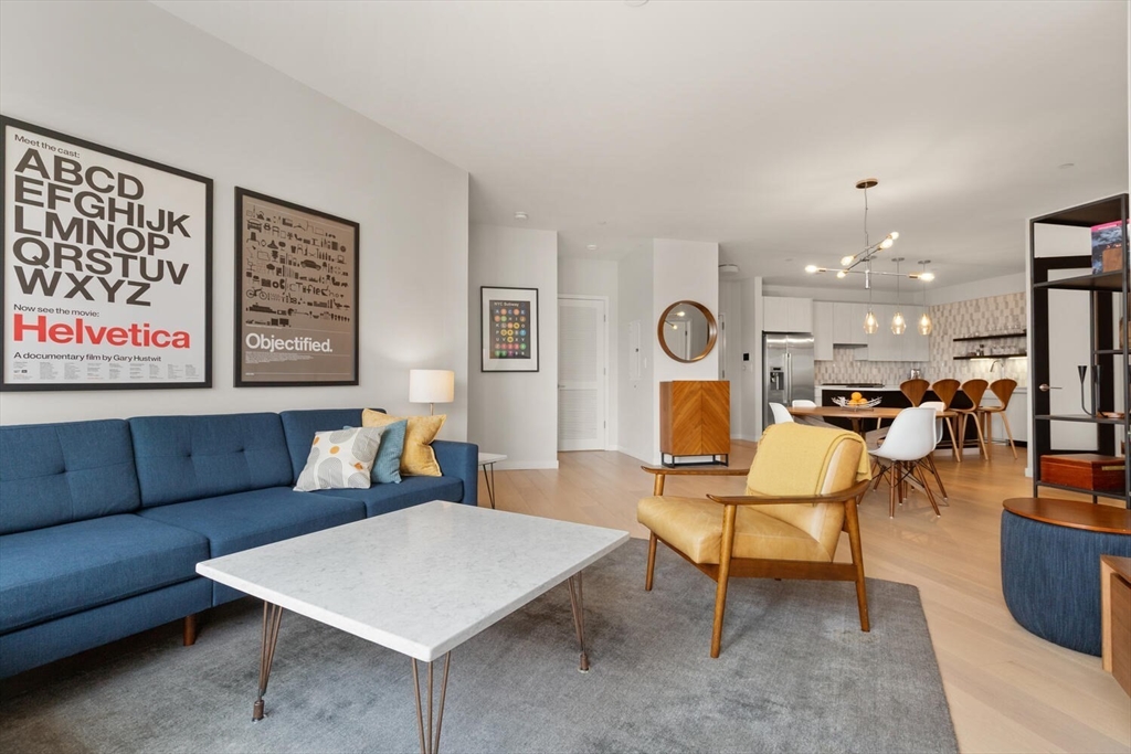 45 W 3rd St 512
