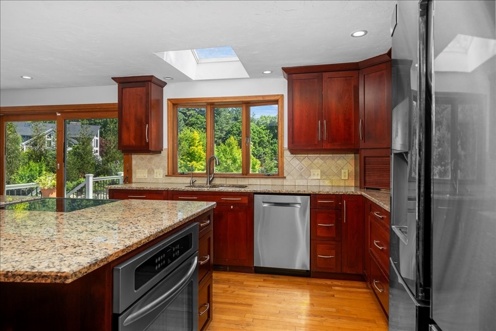 2 Fawcett Orchard Rd