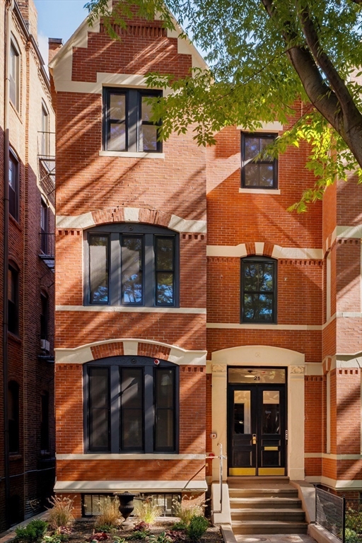 Boston, Massachusetts 02118, United States, 2 Bedrooms Bedrooms, ,3 BathroomsBathrooms,Residential,Active,215597 Boston, Massachusetts 02118, United States, 2 Bedrooms Bedrooms, ,3 BathroomsBathrooms,Residential,Active,215597