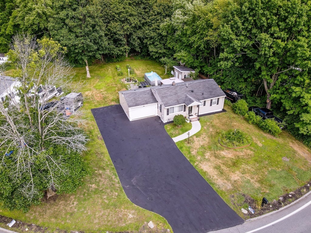 1295 Hildreth St, Dracut, MA Photo #31