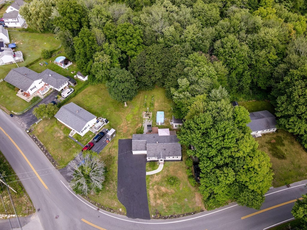 1295 Hildreth St, Dracut, MA Photo #33