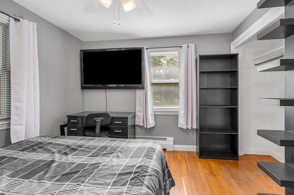 1295 Hildreth St, Dracut, MA Photo #18