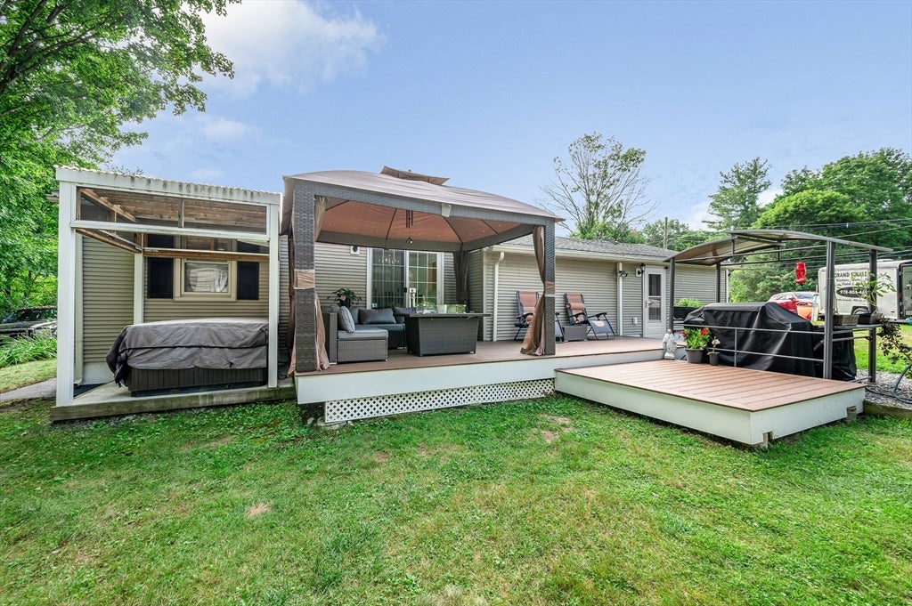 1295 Hildreth St, Dracut, MA Photo #28